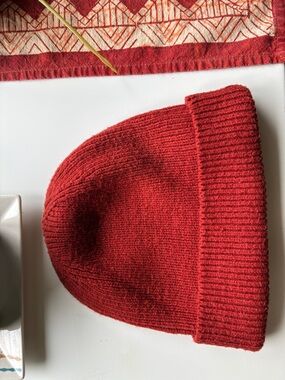 GAP Red Knit Beanie Hat